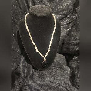 Elegant Pearl and Black Pendant Necklace